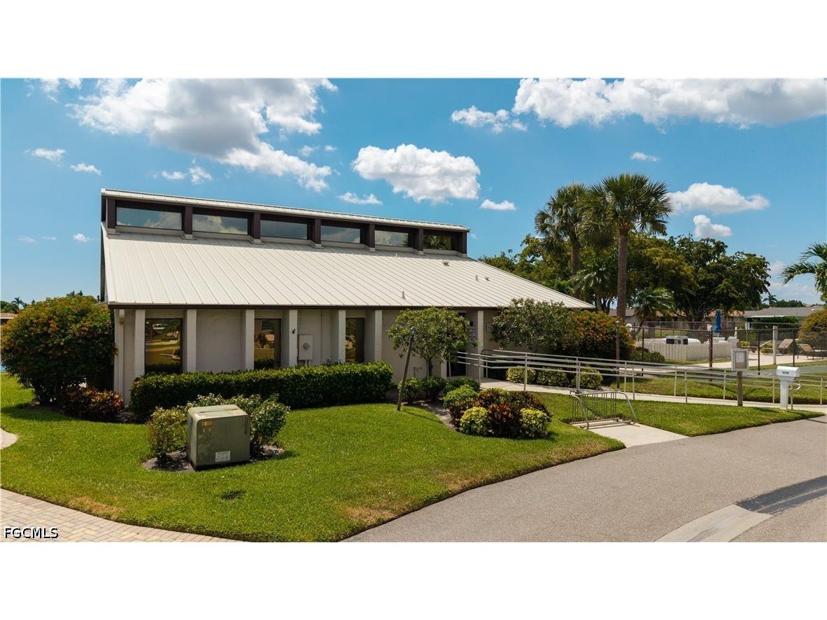 9708 Foxglove Circle Fort Myers FL 33919 2026022368 image43