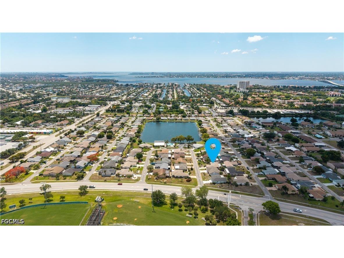 9708 Foxglove Circle Fort Myers FL 33919 2026022368 image46