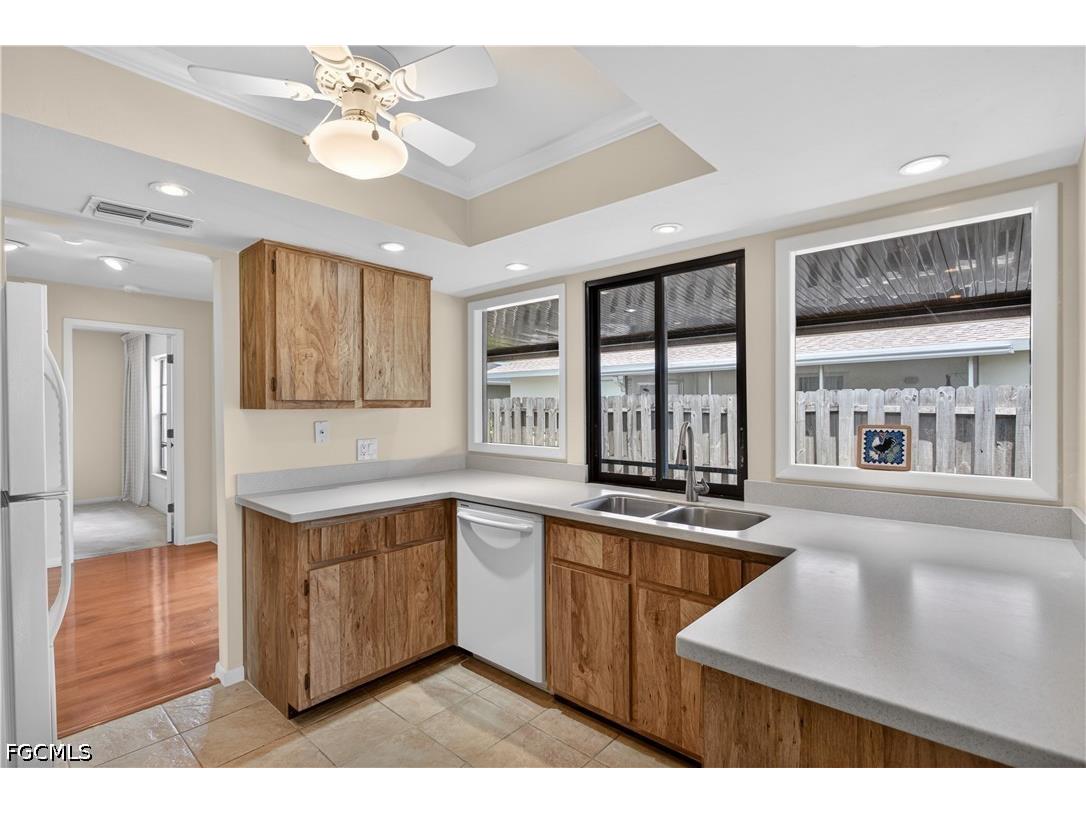 9708 Foxglove Circle Fort Myers FL 33919 2026022368 image9