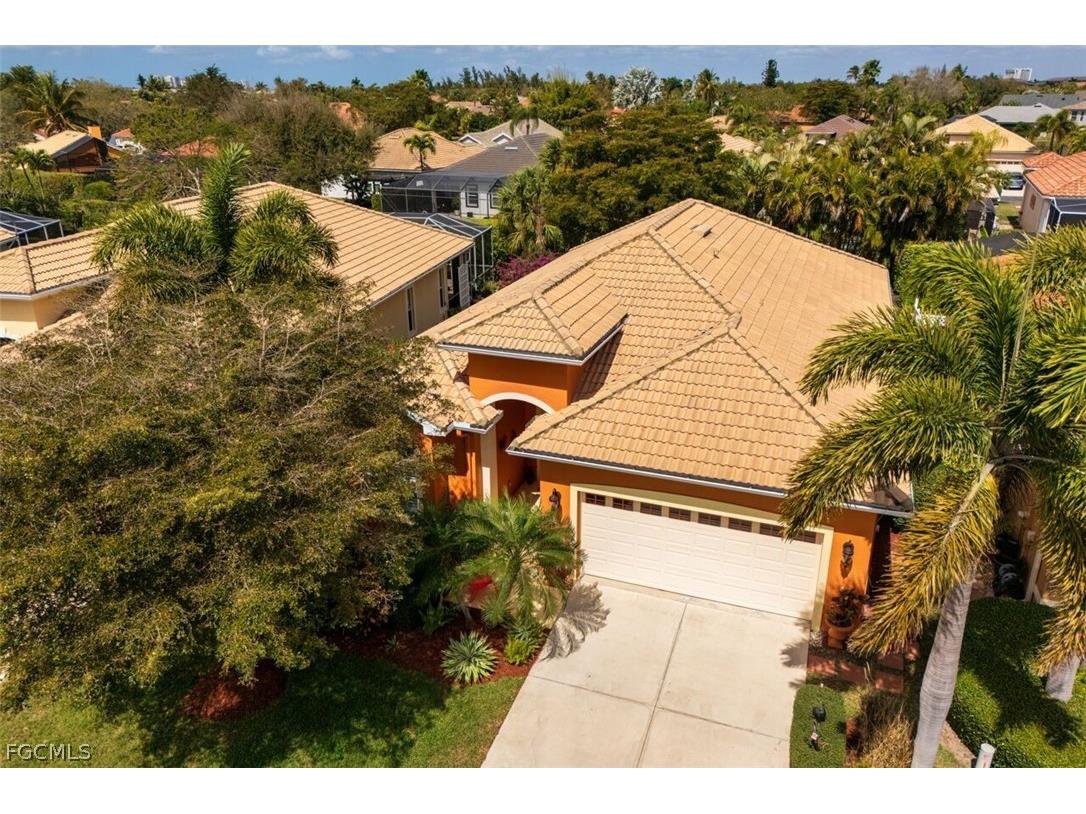 9710 Las Casas Drive Fort Myers FL 33919 2026010510 image4