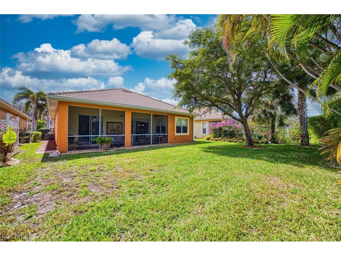 9710 Las Casas Drive Fort Myers FL 33919 2026010510 image40