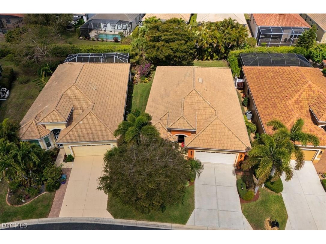 9710 Las Casas Drive Fort Myers FL 33919 2026010510 image5