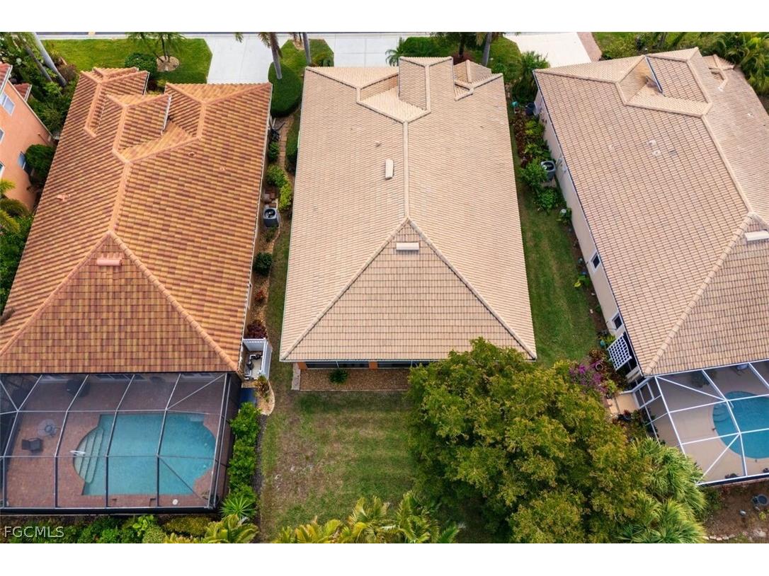 9710 Las Casas Drive Fort Myers FL 33919 2026010510 image6