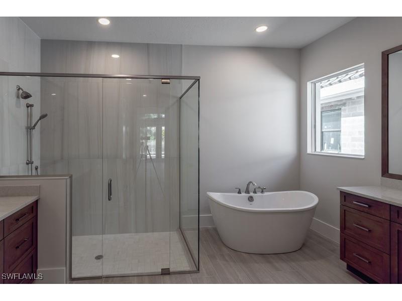 9712 Moonflower Lane Naples FL 34114 225064943 image3