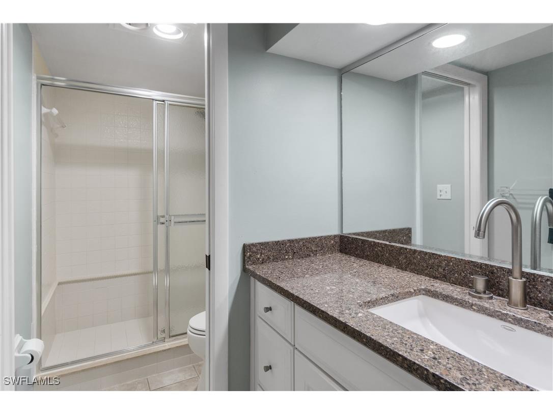 9715 Gulf Shore Drive #202 Naples FL 34108 225069399 image11