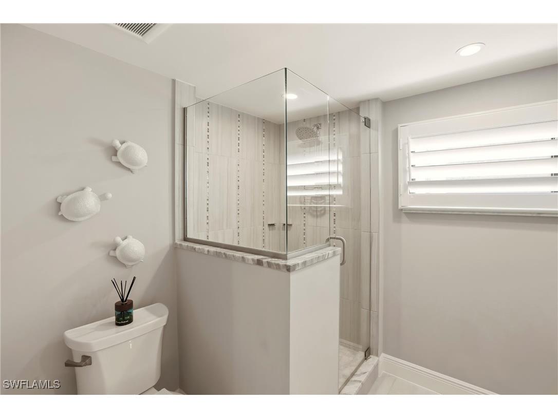 9715 Gulf Shore Drive #701 Naples FL 34108 226000093 image35