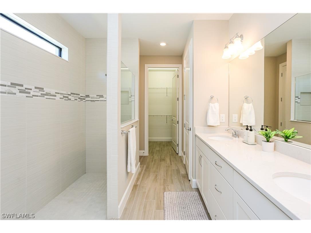 9716 Everglades Drive Naples FL 34120 226010658 image18