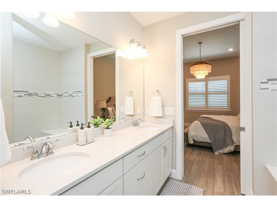 9716 Everglades Drive Naples FL 34120 226010658 image4