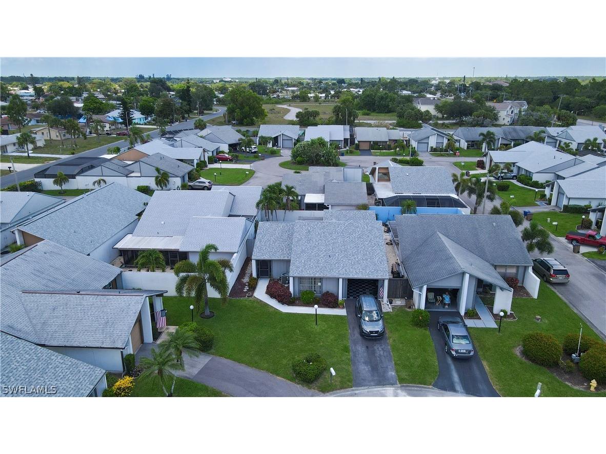 9717 Maplecrest Circle Lehigh Acres FL 33936 224045776 image1