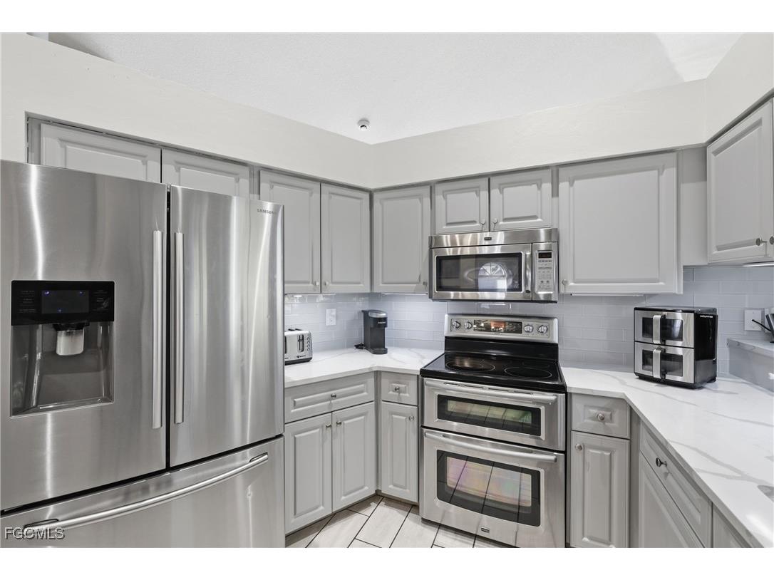 9718 Caloosa Yacht And Racquet Club Drive Fort Myers FL 33919 2026000674 image12