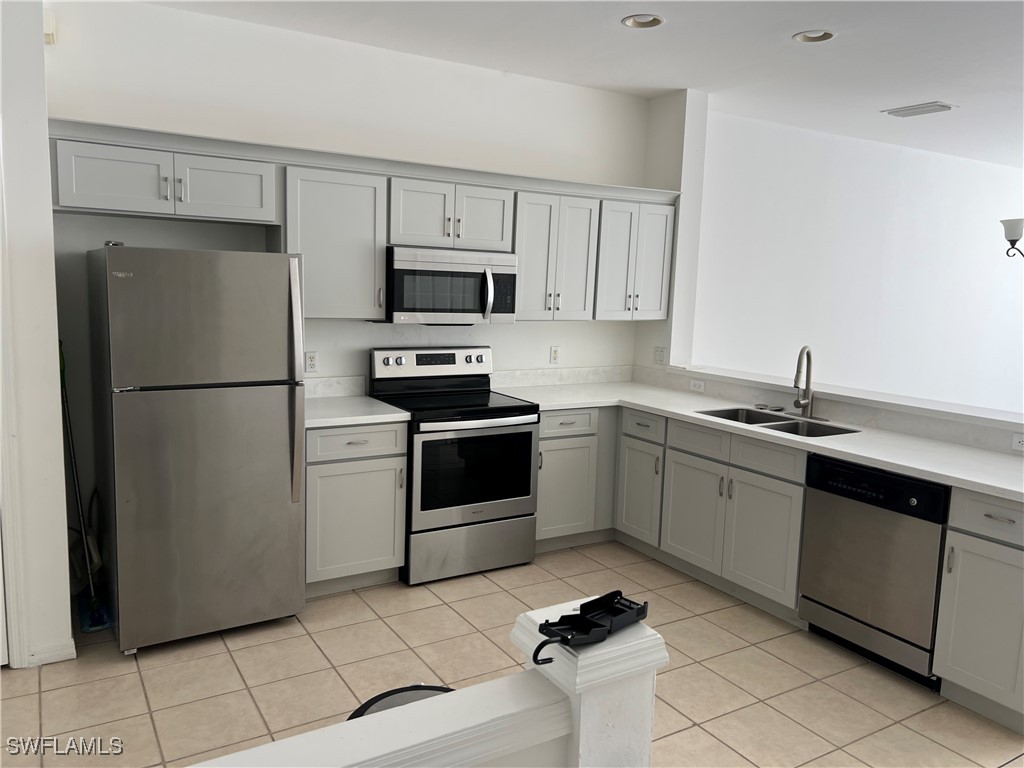 972 Hampton Circle #77 Naples FL 34105 225074551 image5