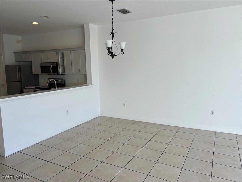 972 Hampton Circle #77 Naples FL 34105 225074551 image8