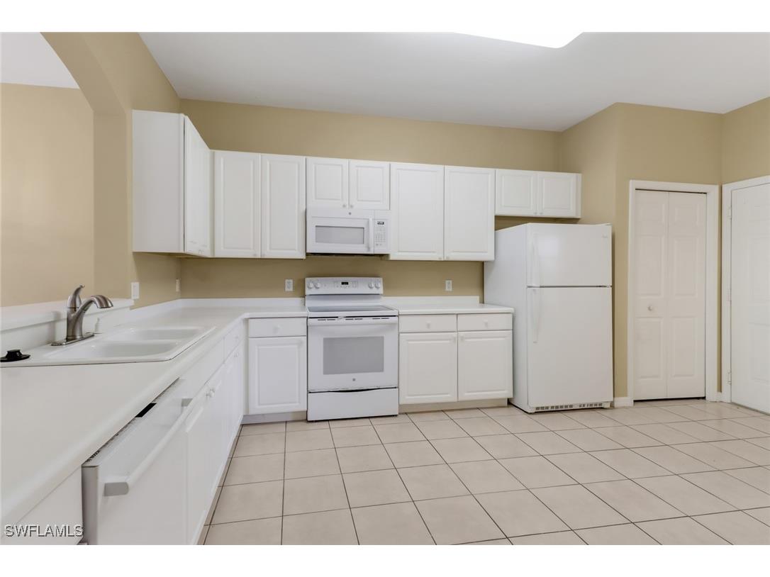  Estero FL 33928 226003843 image2