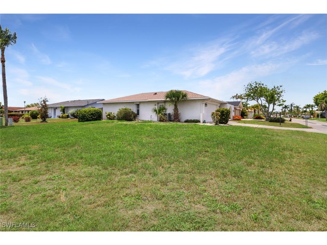 9721 Deerfoot Drive Fort Myers FL 33919 225042008 image18