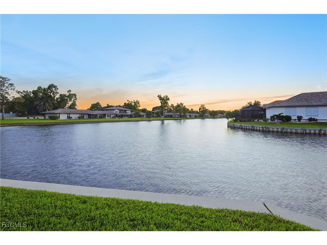 9721 Keel Court Fort Myers FL 33919 2025020175 image10