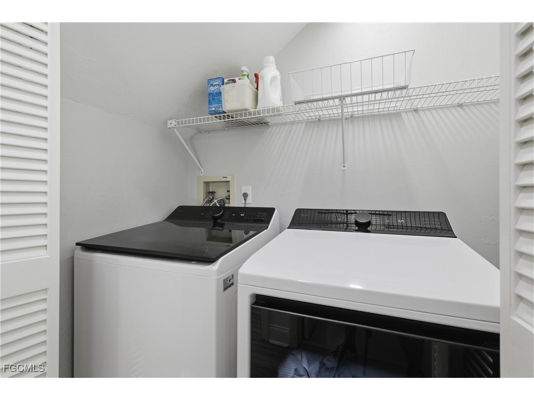 9721 Keel Court Fort Myers FL 33919 2025020175 image34