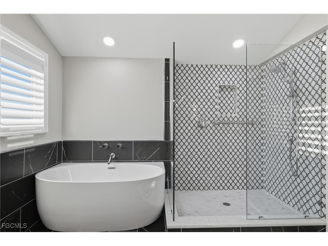 9721 Keel Court Fort Myers FL 33919 2025020175 image39