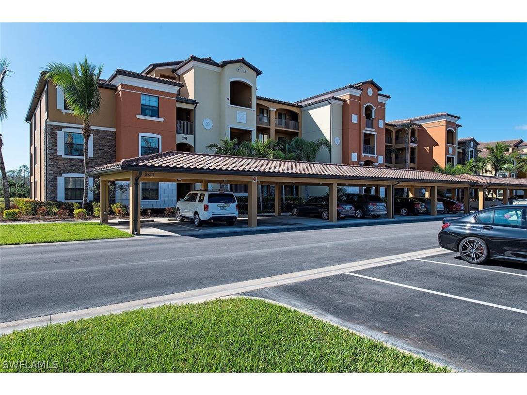 9723 Acqua Court #311 Naples FL 34113 222087256 image1