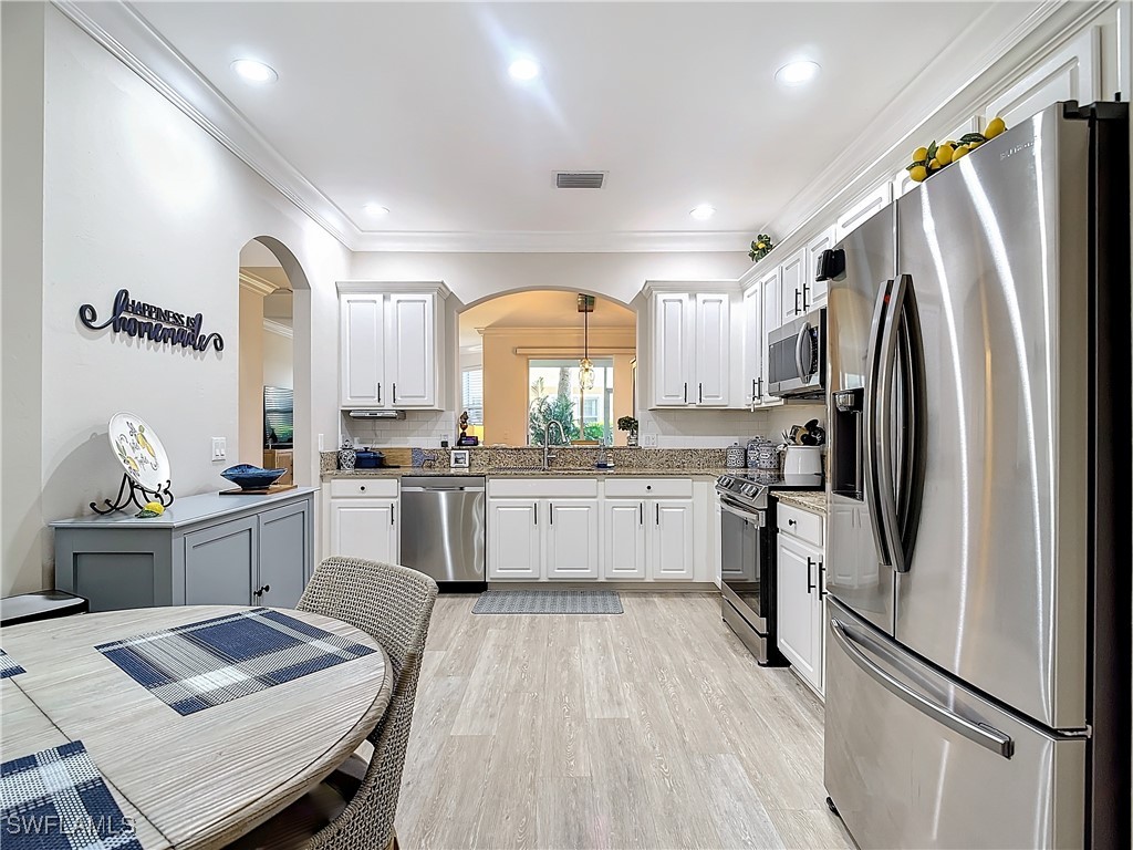 9723 Heatherstone Lake Court #5 Estero FL 33928 224079046 image1