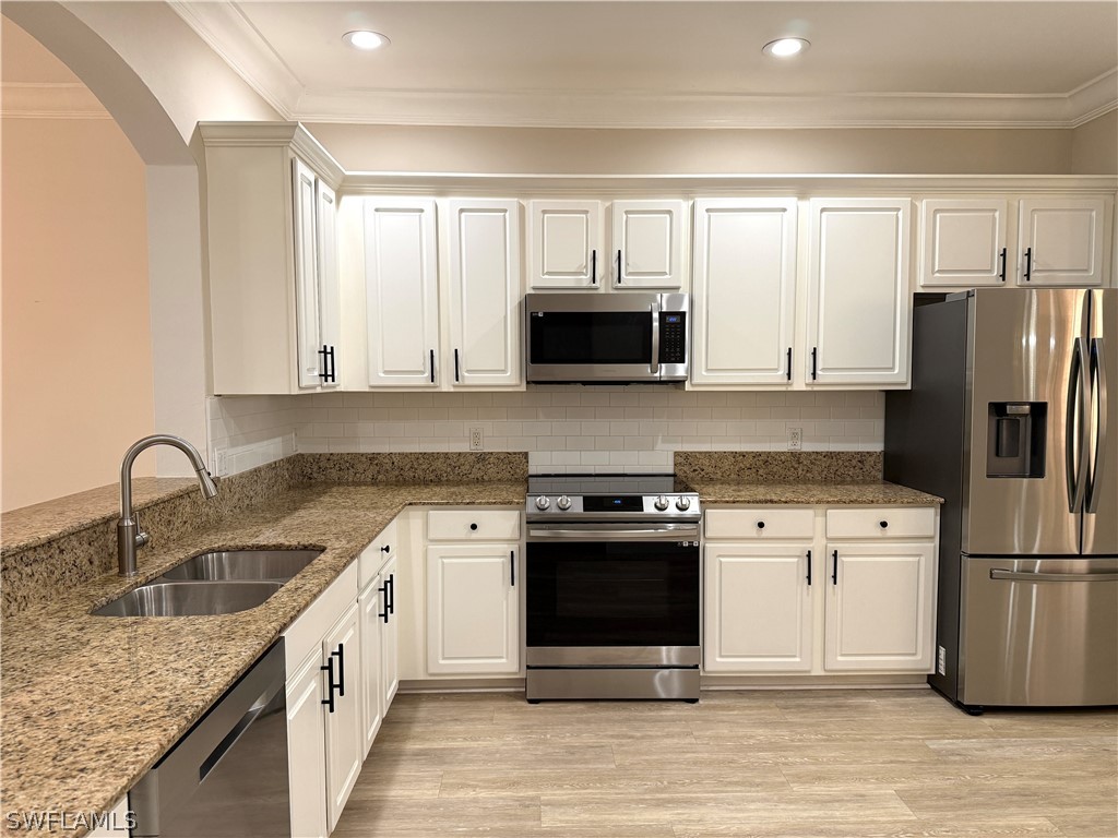 9723 Heatherstone Lake Court #5 Estero FL 33928 226000851 image1
