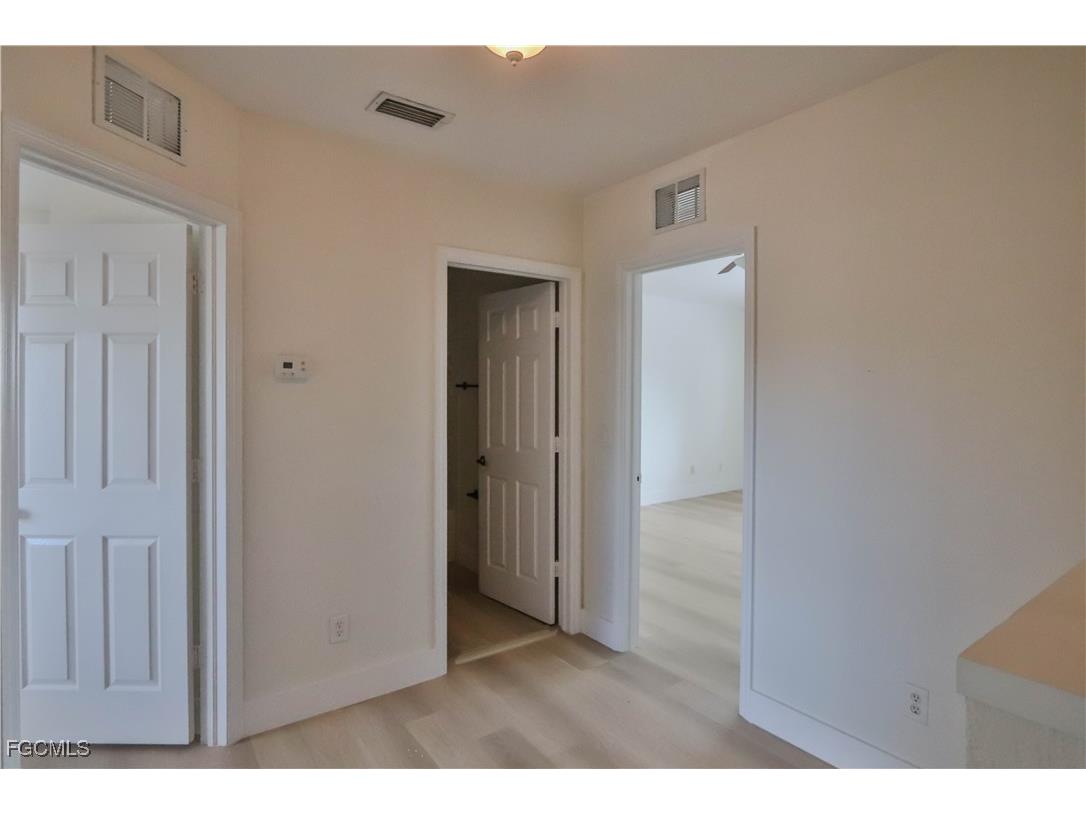 9724 Roundstone Circle Fort Myers FL 33967 2025024525 image9