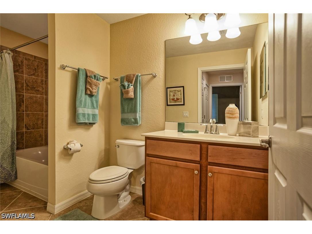 9727 Acqua Court #425 Naples FL 34113 226014831 image14