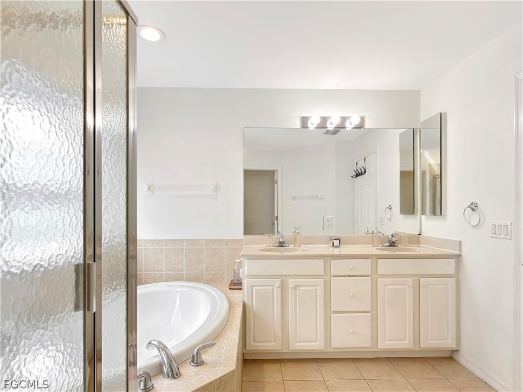 9729 Heatherstone River Court #3 Estero FL 33928 2026011709 image31