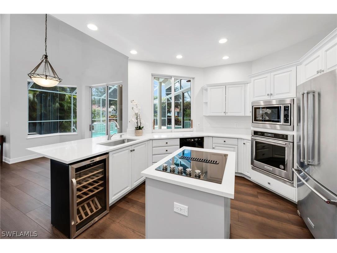 9736 Wilshire Lakes Boulevard Naples FL 34109 224054888 image1