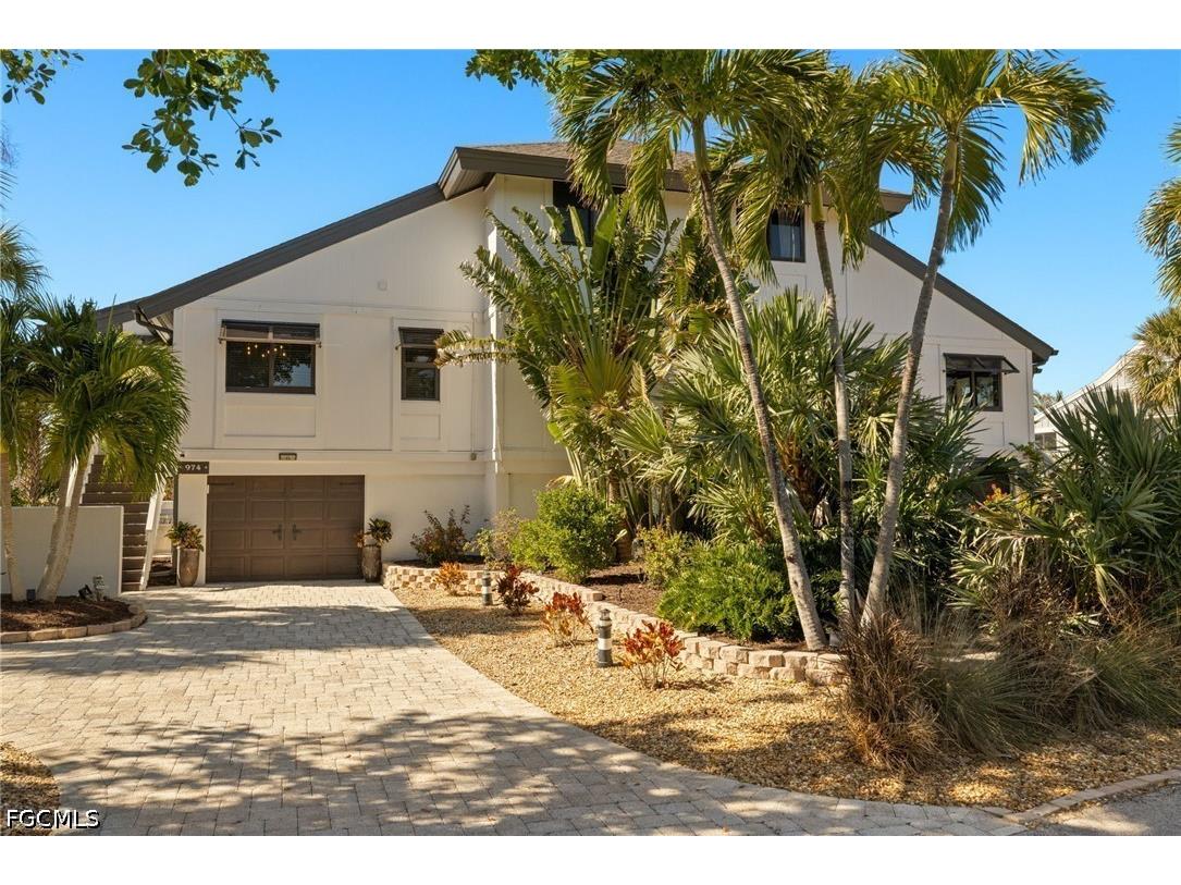 974 Greenwood Court S Sanibel FL 33957 2026020743 image1