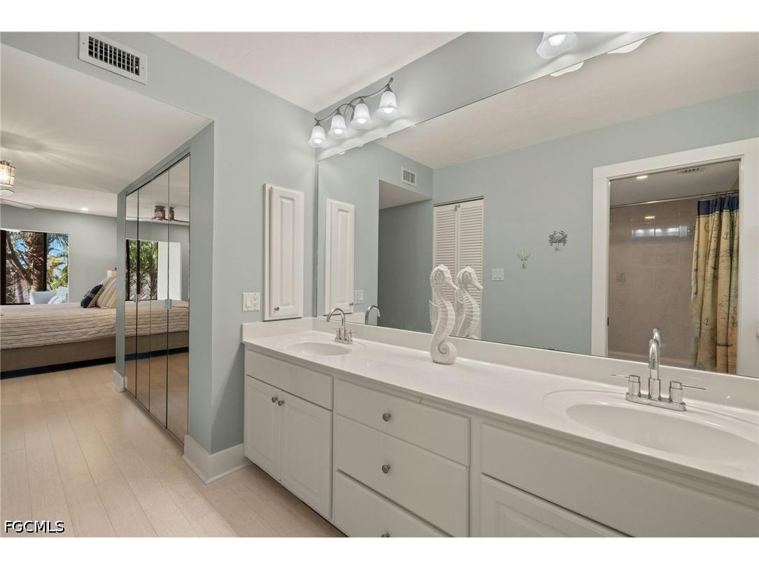 974 Greenwood Court S Sanibel FL 33957 2026020743 image21