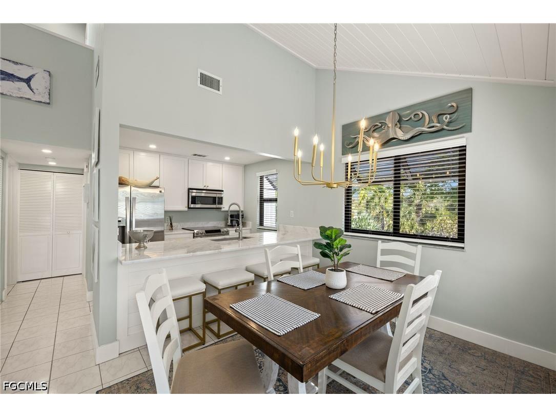 974 Greenwood Court S Sanibel FL 33957 2026020743 image4