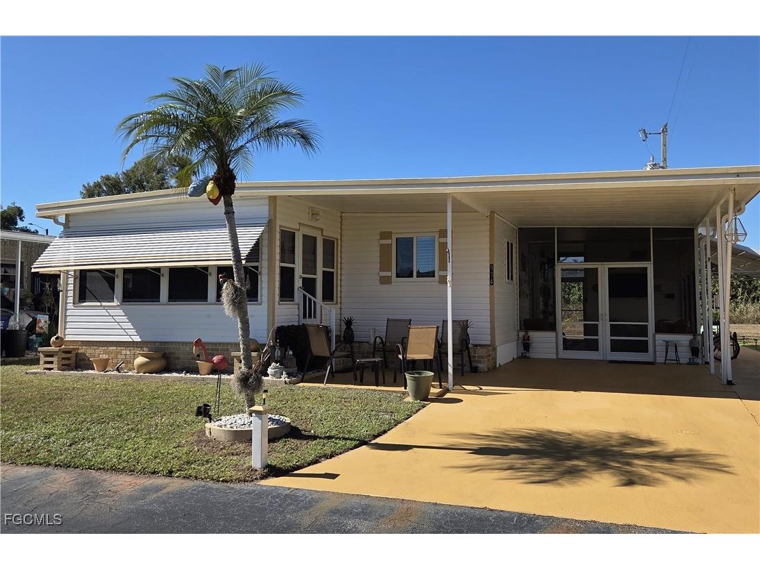 974 Restful Road North Fort Myers FL 33917 2026002612 image1