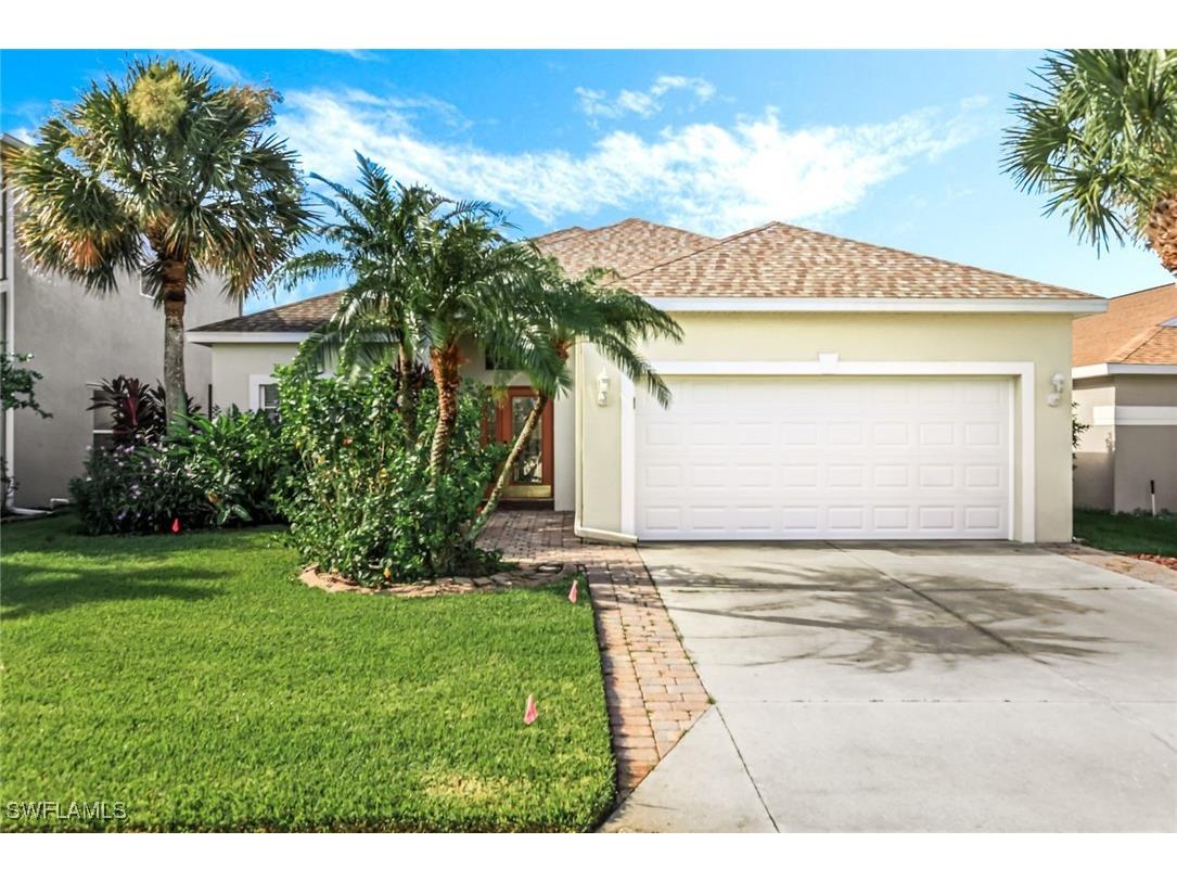 9741 Gladiolus Bulb Loop Fort Myers FL 33908 224072609 image1