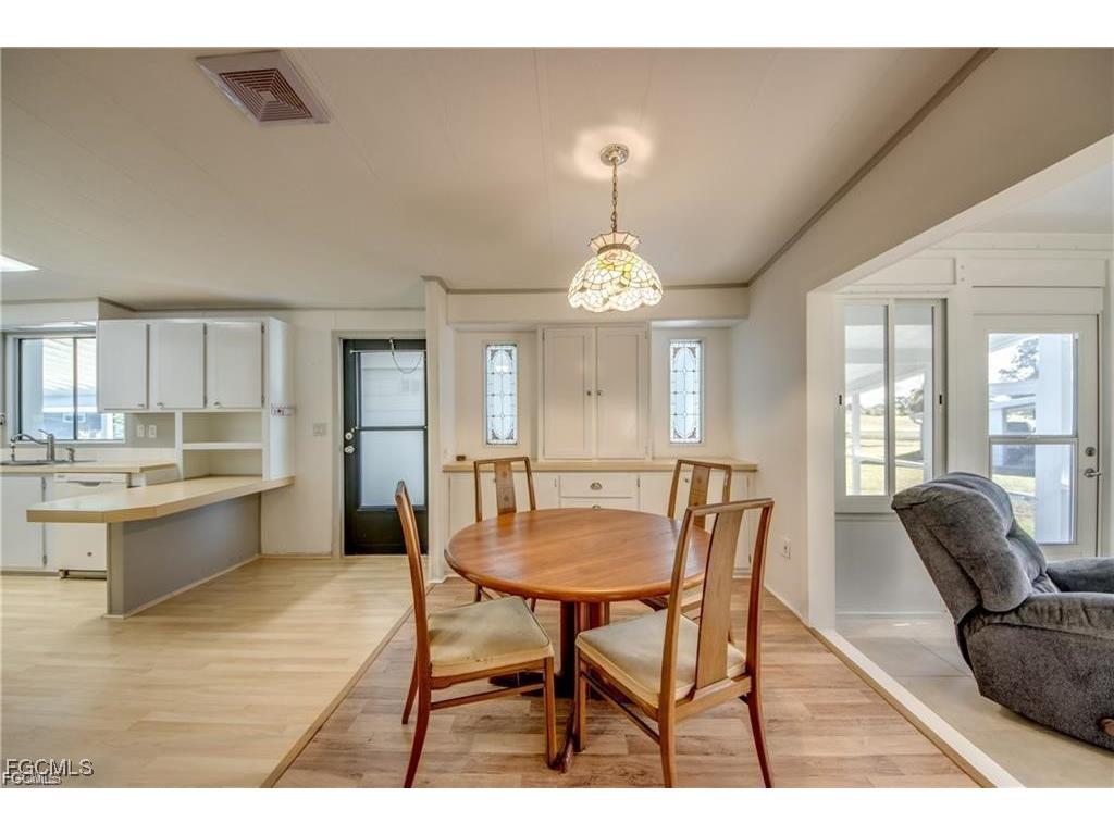 9745 Lake Fairways Boulevard North Fort Myers FL 33903 2025007151 image10