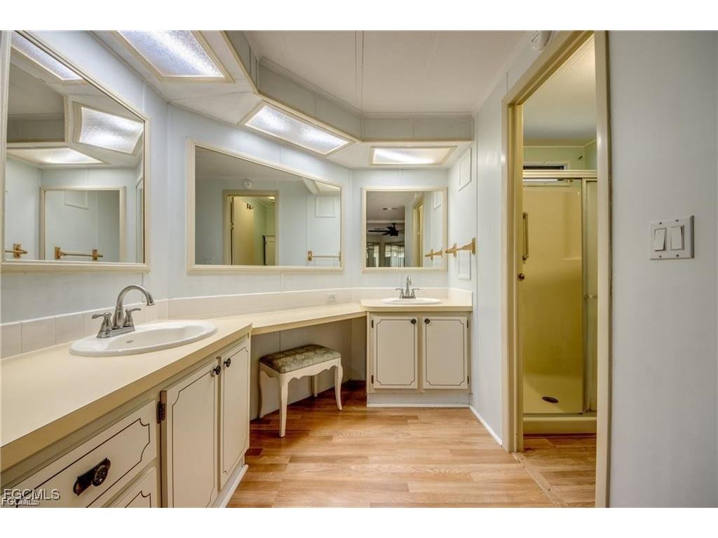 9745 Lake Fairways Boulevard North Fort Myers FL 33903 2025007151 image17