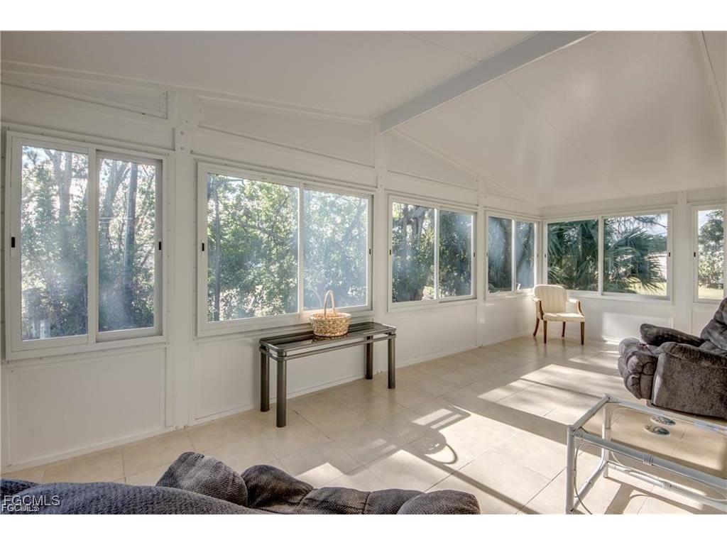 9745 Lake Fairways Boulevard North Fort Myers FL 33903 2025007151 image21