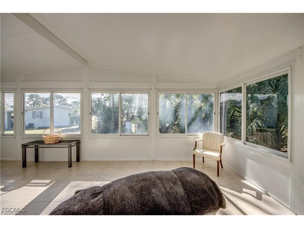 9745 Lake Fairways Boulevard North Fort Myers FL 33903 2025007151 image26