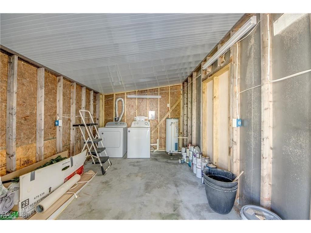 9745 Lake Fairways Boulevard North Fort Myers FL 33903 2025007151 image31