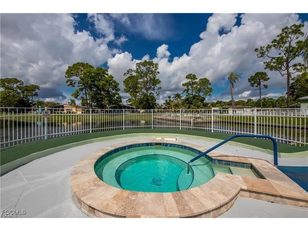 9745 Lake Fairways Boulevard North Fort Myers FL 33903 2025007151 image42
