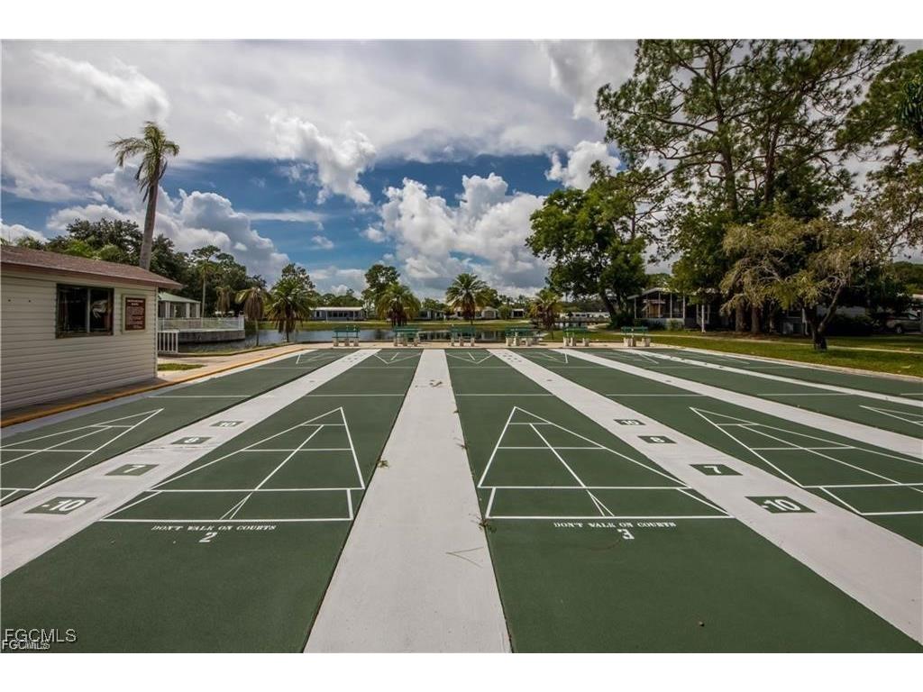 9745 Lake Fairways Boulevard North Fort Myers FL 33903 2025007151 image48