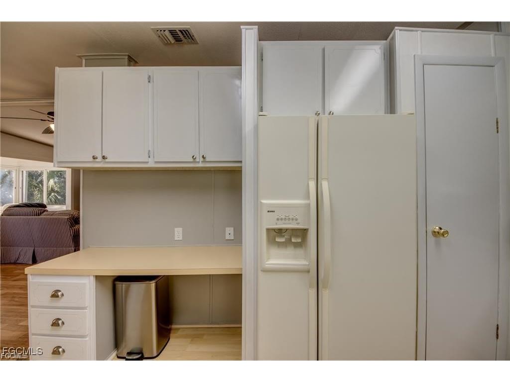 9745 Lake Fairways Boulevard North Fort Myers FL 33903 2025007151 image7