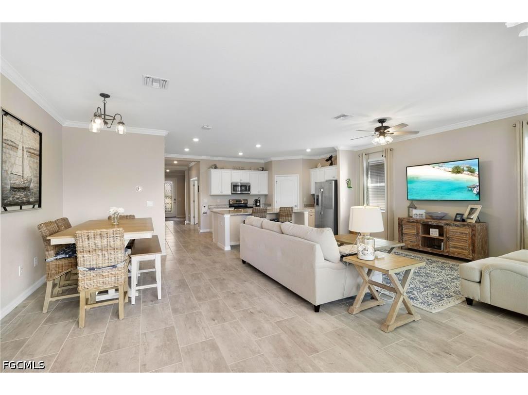 9746 Mirada Boulevard Fort Myers FL 33908 2026019040 image13