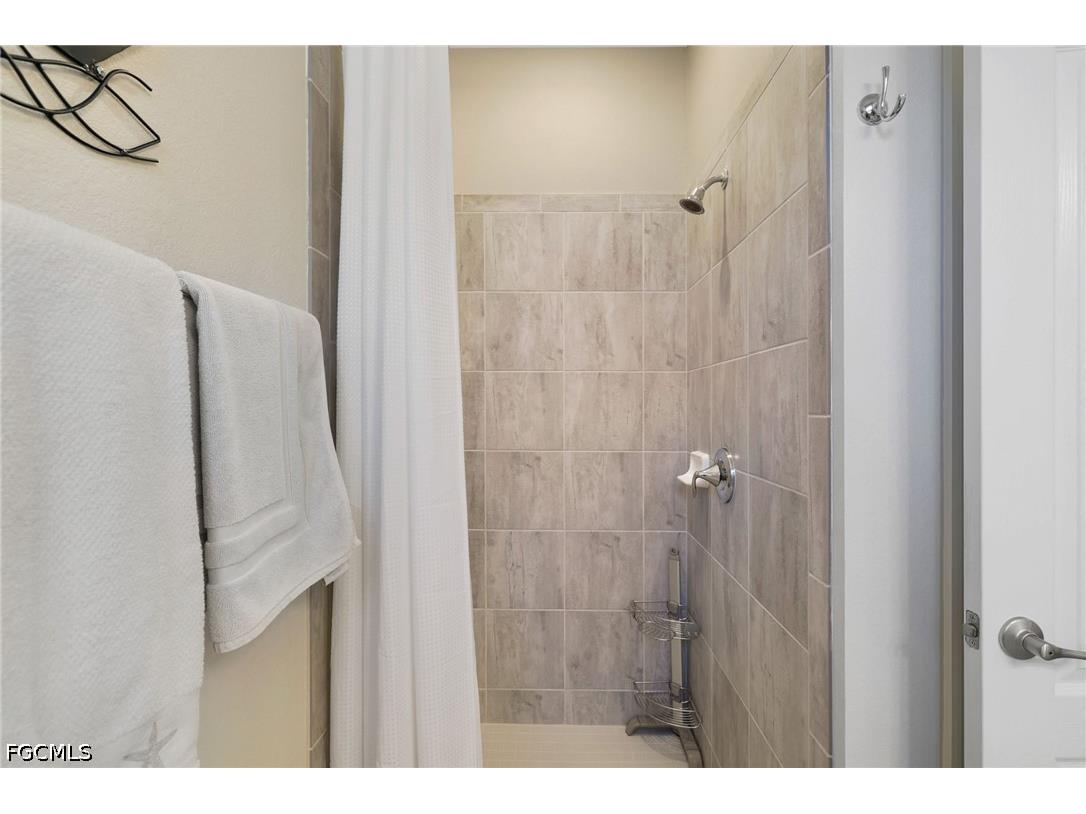 9746 Mirada Boulevard Fort Myers FL 33908 2026019040 image29