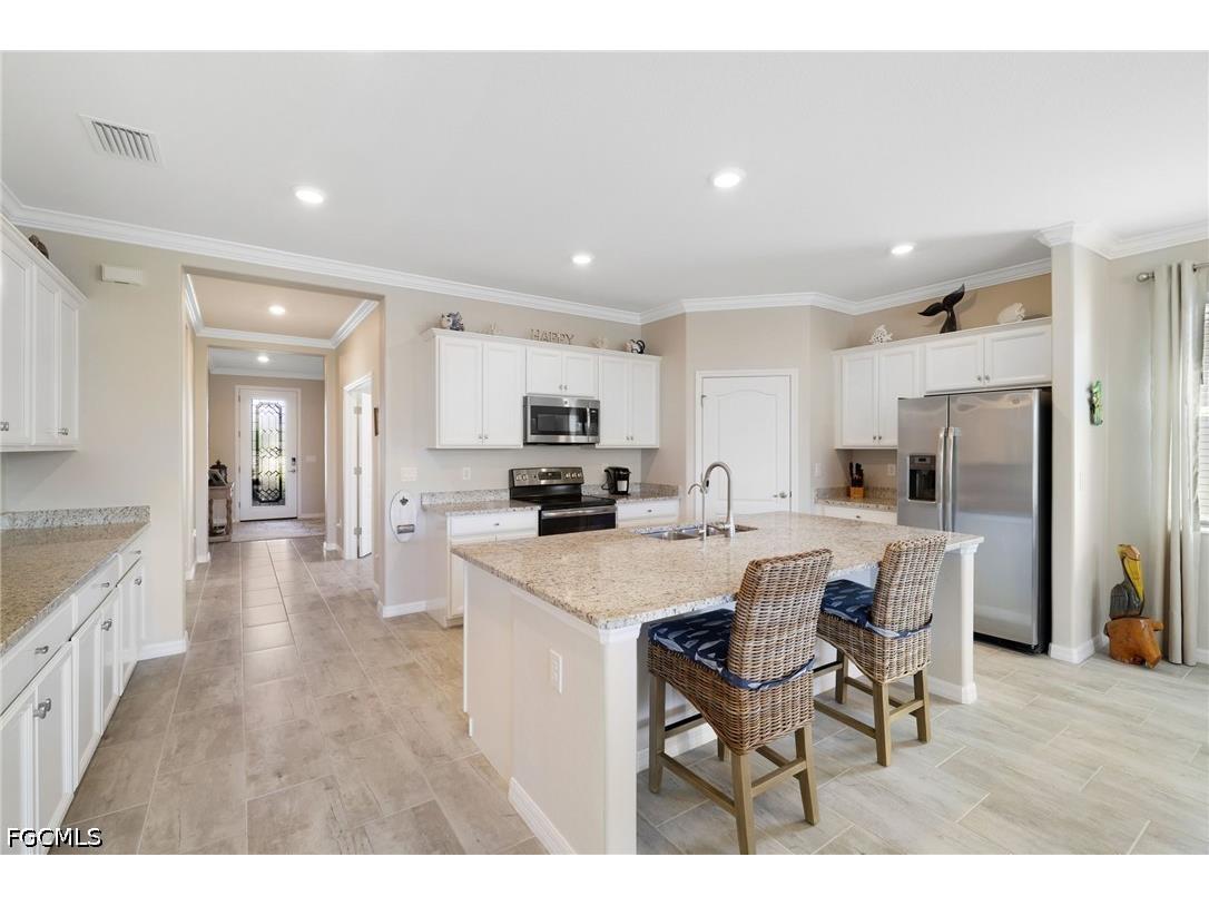 9746 Mirada Boulevard Fort Myers FL 33908 2026019040 image8