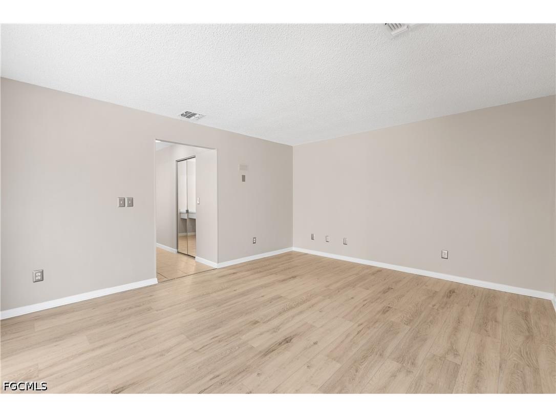 9749 Maplecrest Circle Lehigh Acres FL 33936 2026027160 image15