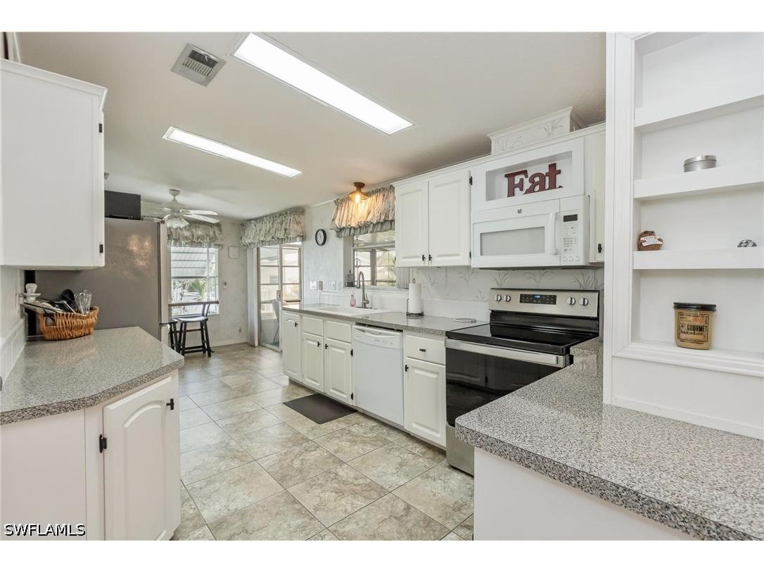 9749 Sugarberry Way Fort Myers FL 33905 226018529 image4