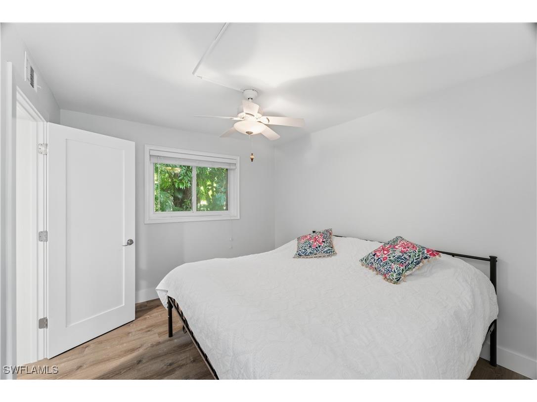 975 9th Avenue S #11 Naples FL 34102 225079992 image12