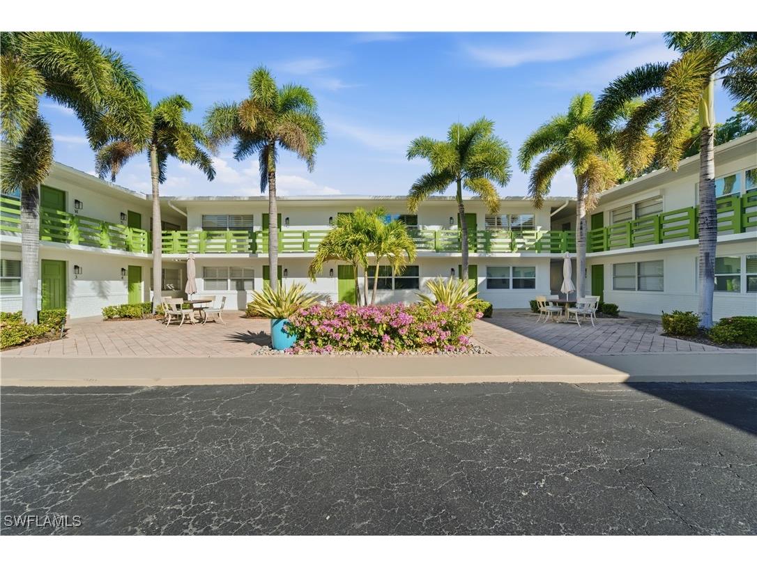 975 9th Avenue S #11 Naples FL 34102 225079992 image18