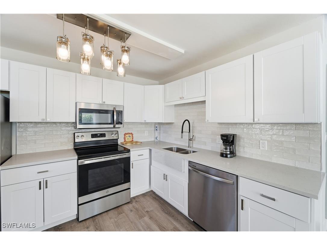 975 9th Avenue S #11 Naples FL 34102 225079992 image2