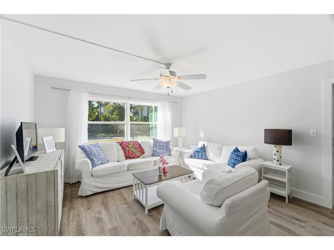 975 9th Avenue S #11 Naples FL 34102 225079992 image8